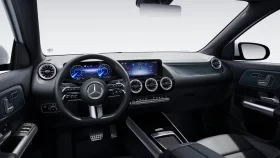 
									Mercedes-Benz EQA full								
