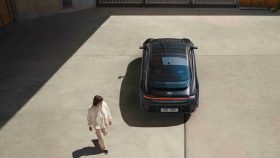 
									Hyundai IONIQ 6 full								