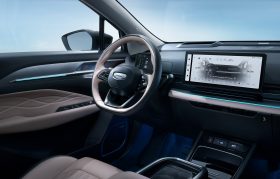 
									Geely Geometry C full								