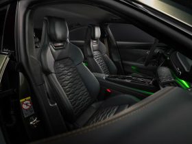 
									Audi e-tron GT full								
