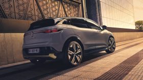 
									Renault Megane E-Tech full								