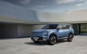 
									Kia EV5 full								