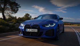 
									BMW i4 M50 full								