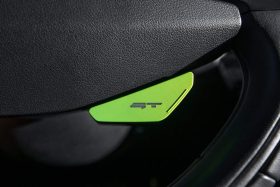 
									Kia EV6 GT full								