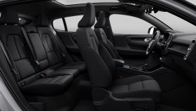 
									Volvo C40 Recharge full								