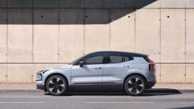
									Volvo EX30 full								