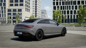 
									Mercedes EQE full								