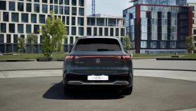 
									Mercedes EQS SUV full								