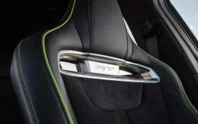 
									Kia EV6 GT full								