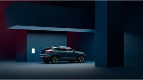 
									Volvo C40 Recharge full								