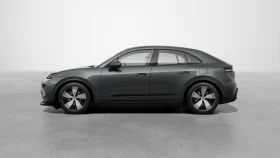 
									Porsche Macan full								