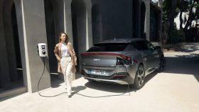 
									Kia EV5 full								
