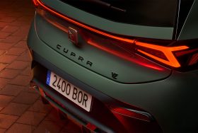 
									Cupra Born full								