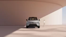 
									Volvo EX90 full								