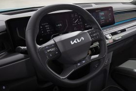 
									Kia EV9 full								
